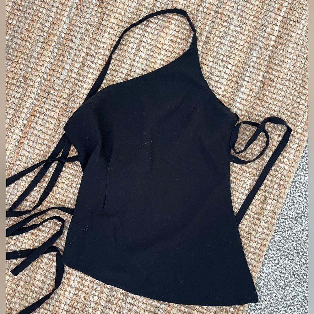 Elegant Black One-Shoulder Top